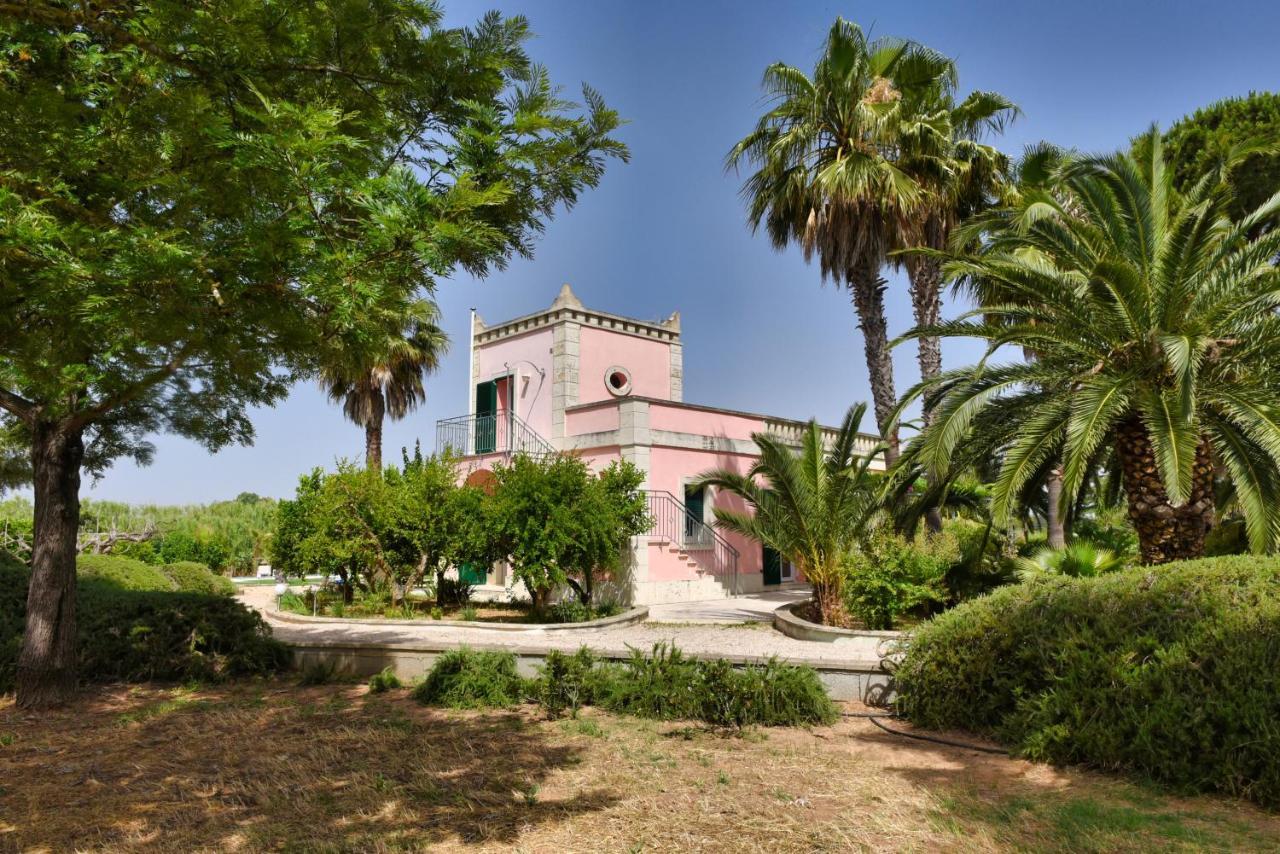 Villa Sirgole Rosa With Pool, Galatina Cutrofiano Zewnętrze zdjęcie
